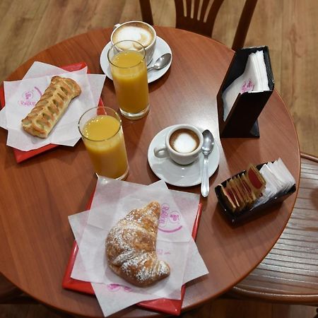 B&B Le Due Isole Nuoro  Bagian luar foto