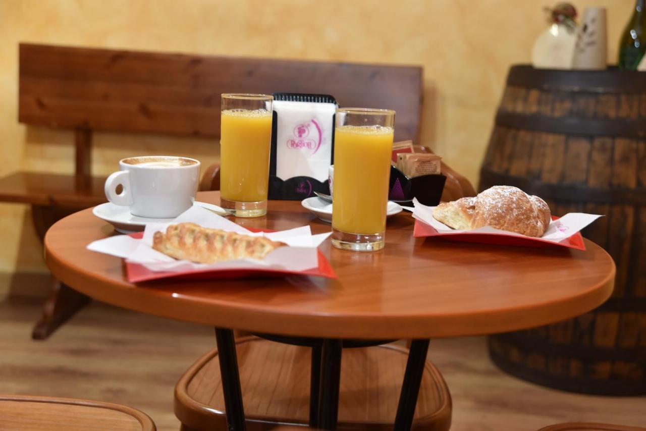 B&B Le Due Isole Nuoro  Bagian luar foto
