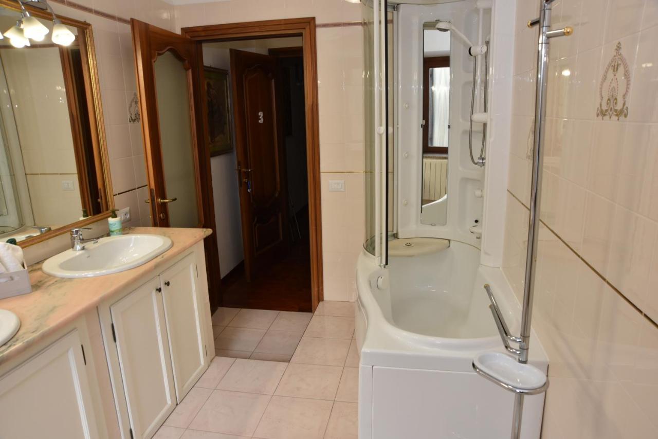 B&B Le Due Isole Nuoro  Bagian luar foto