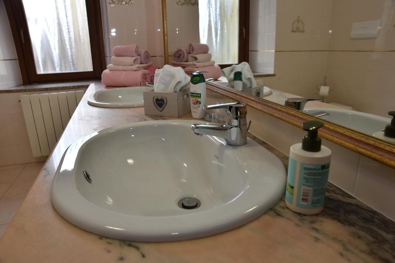 B&B Le Due Isole Nuoro  Bagian luar foto